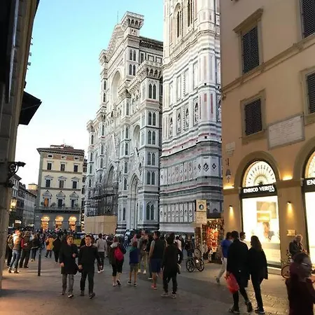 Small Studio, Donatello, Next To The Duomo Of Apartment *