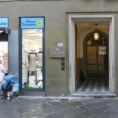 Apartment Small Studio, Donatello, Next To The Duomo Of Florence