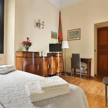 Small Studio, Donatello, Next To The Duomo Of * Florence